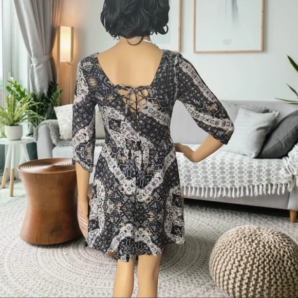 Lydia Martin Lush Wasteland Dress
